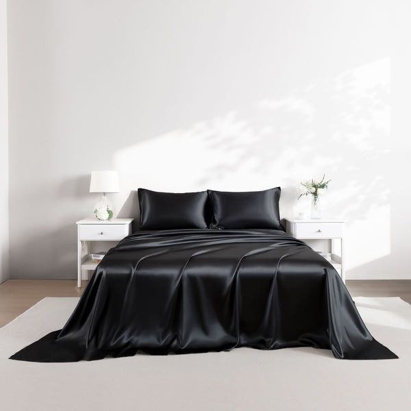 4-Piece Satin Sheet Set by Yalamila