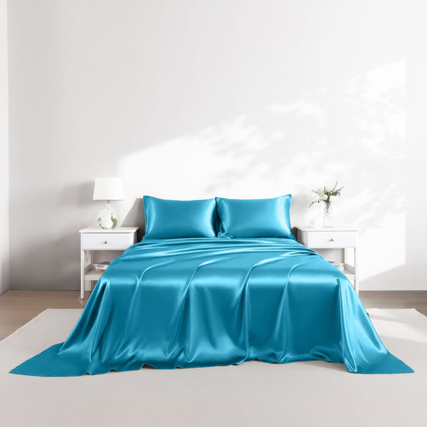 4-Piece Satin Sheet Set by Yalamila
