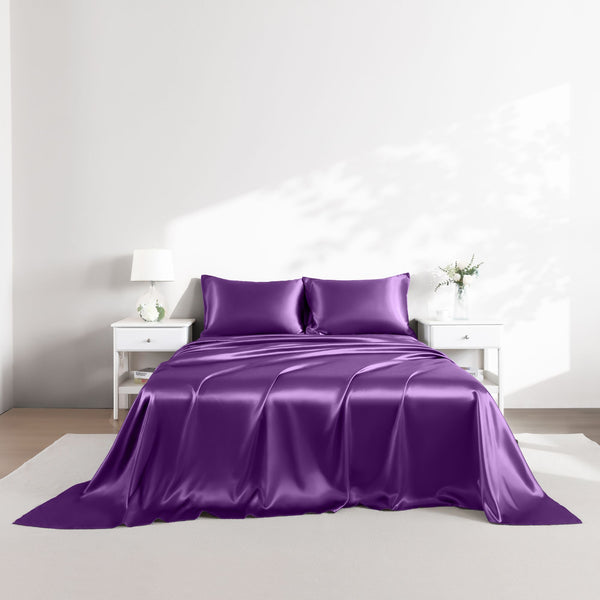 4-Piece Satin Sheet Set by Yalamila