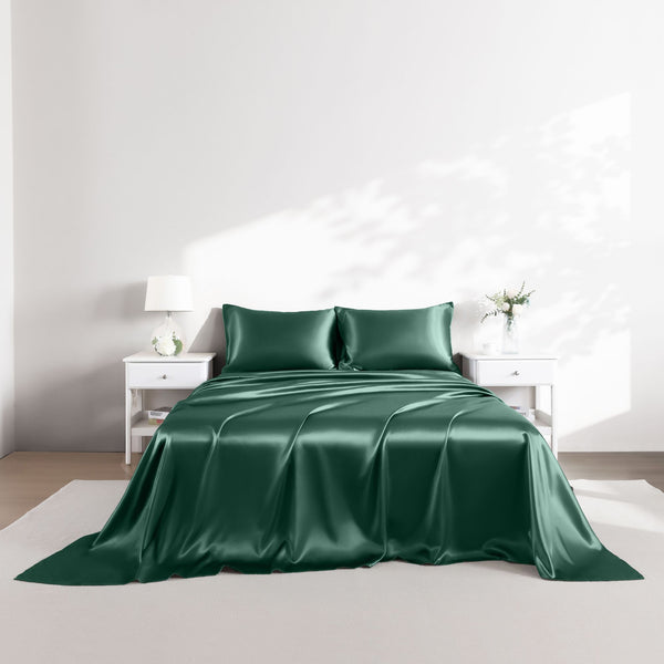 4-Piece Satin Sheet Set by Yalamila