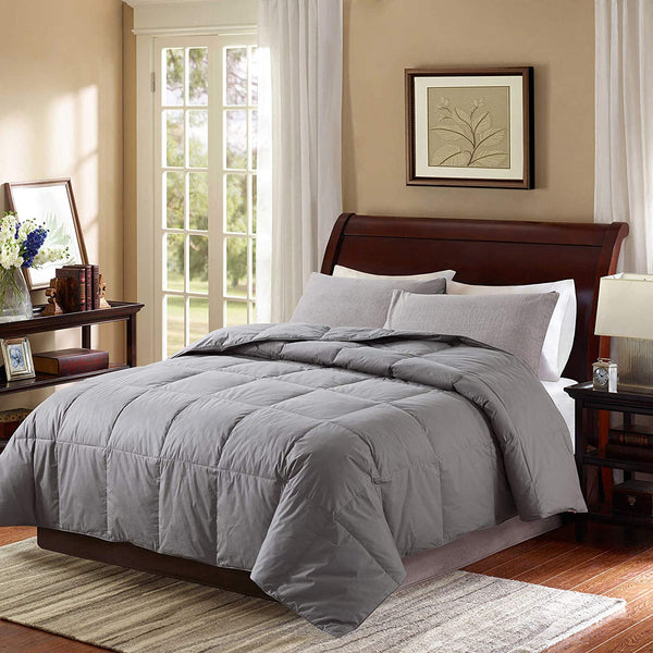 Lightweight Down Comforter by Ubauba