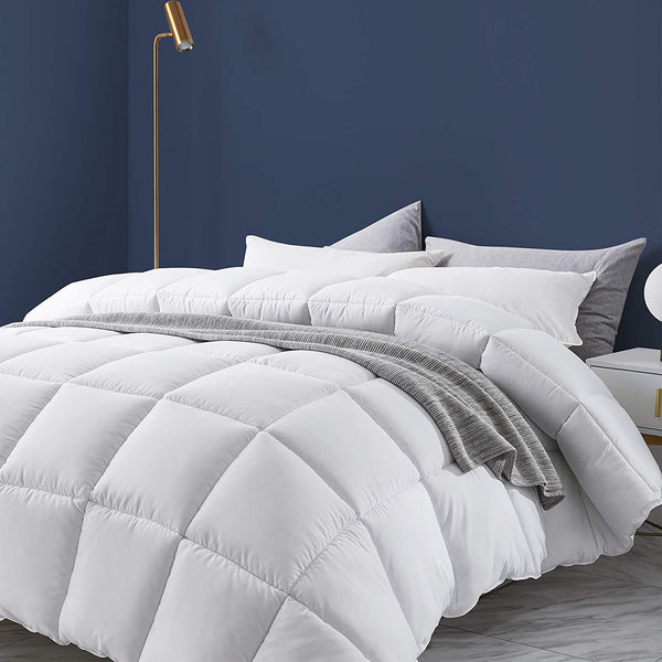 Heavyweight Down Comforter by Ubauba