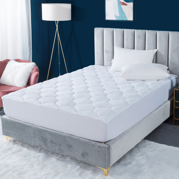 Cooling Mattress Pad by Decroom