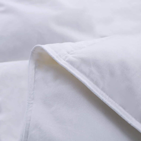 100% Cotton Heavyweight Down Comforter by WhatsBedding