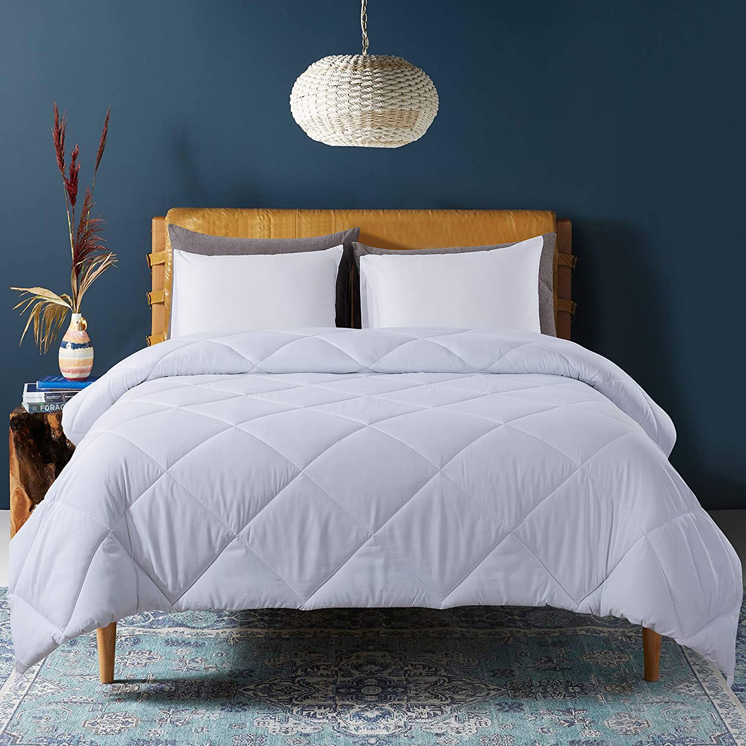 Dia-white All Season Down Alternative Comforter by Cosybay