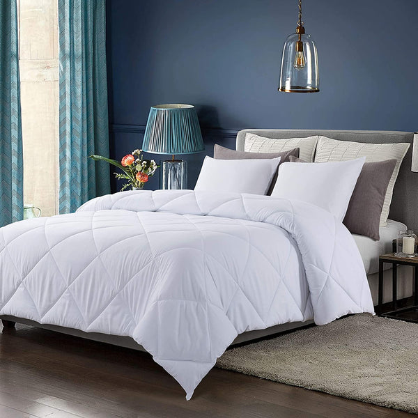 Dia-white All Season Down Alternative Comforter by Cosybay